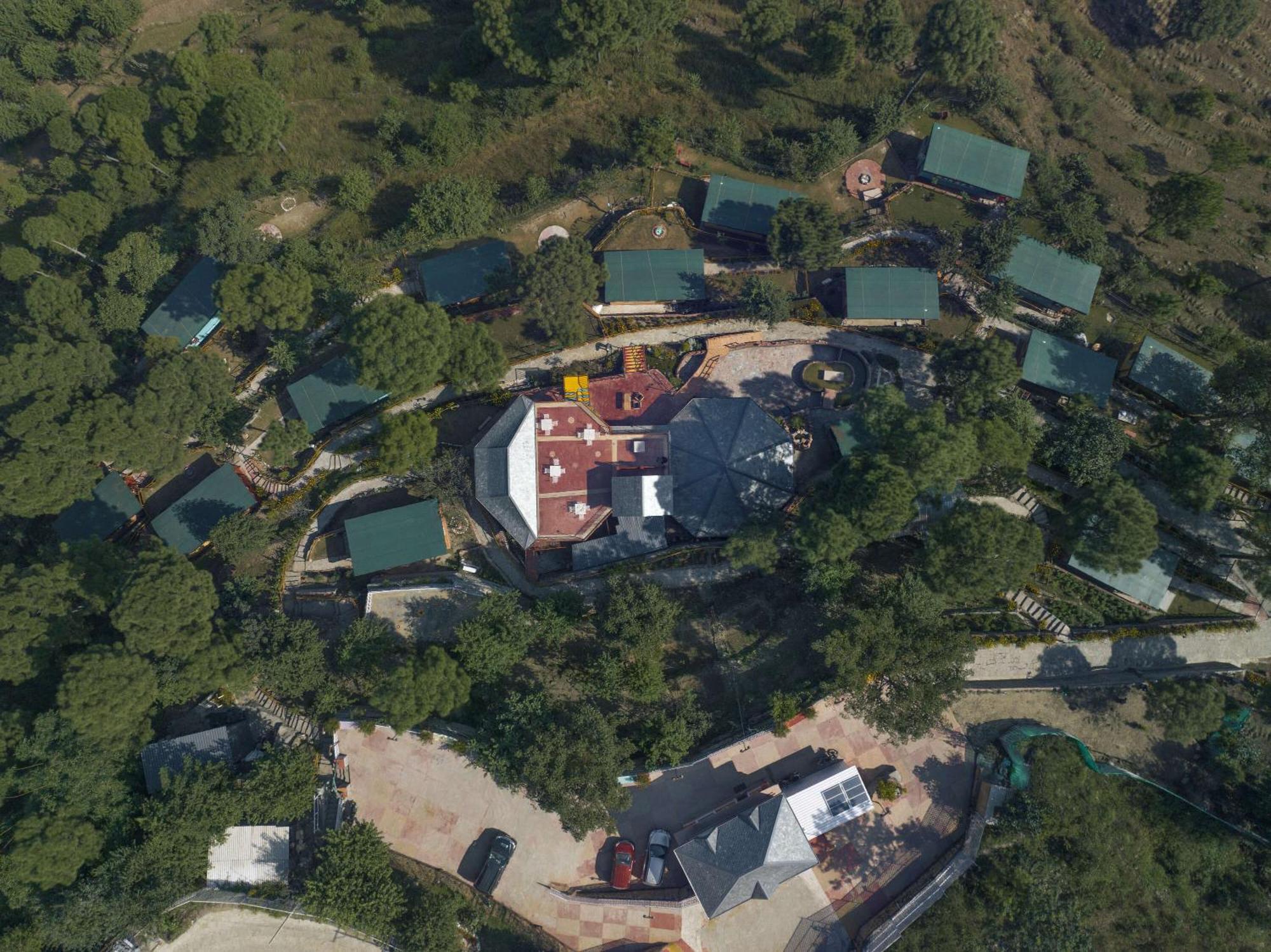 ホテル A Kasauli Ggaon By Echor エクステリア 写真